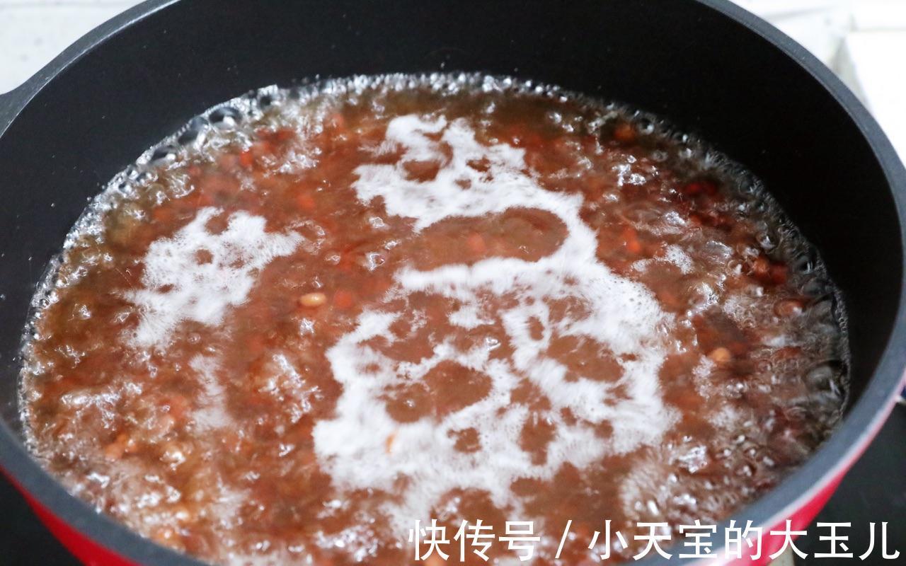 天冷了,红豆桂圆红枣枸杞小丸子学起来,养颜又暖身