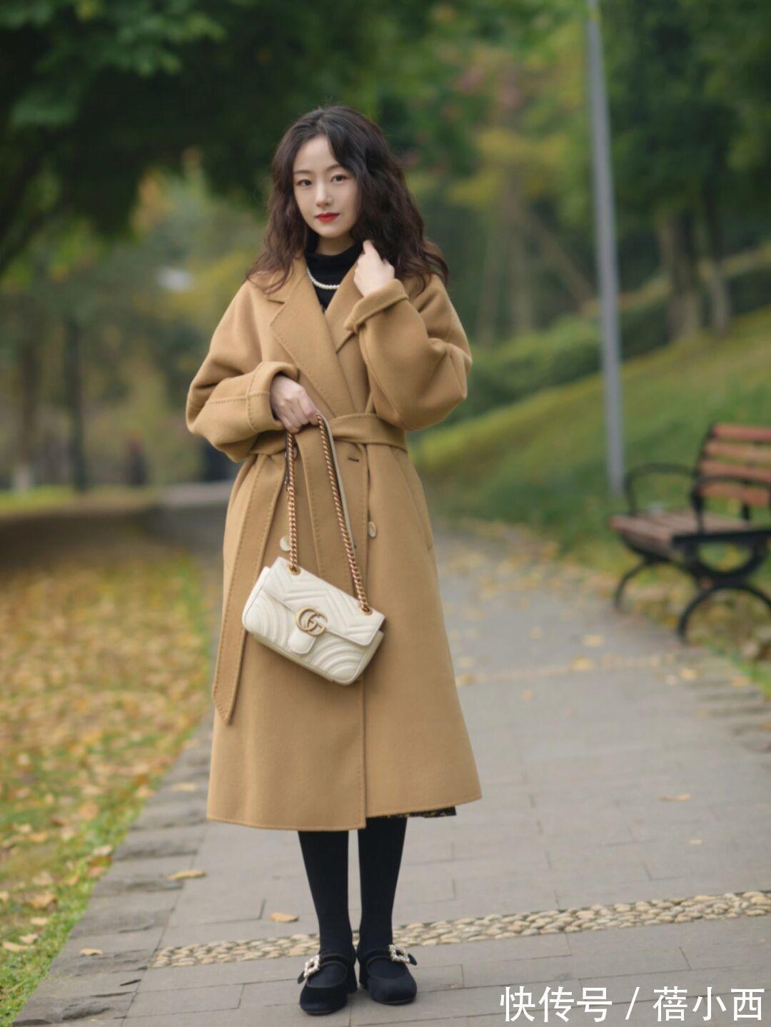 内衬 什么?大衣要这样穿才好看!掌握这6款穿搭技巧,秒变气质女人!