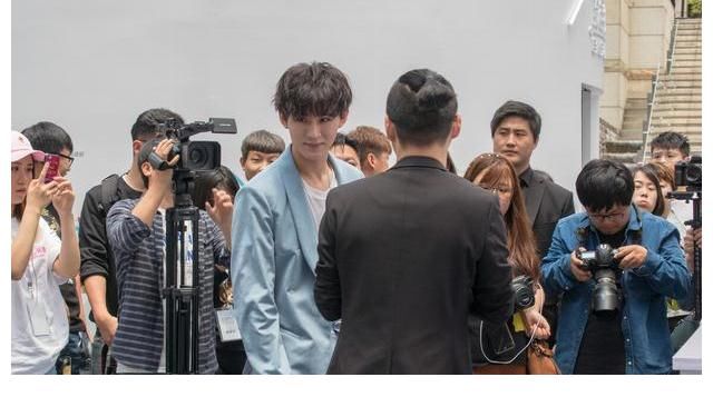 明星|耳梦播报：国家广电总局：「严格控制偶像养成类节目」