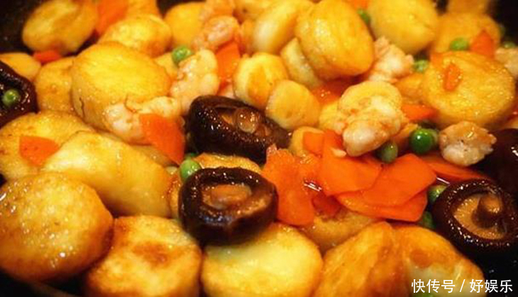 分享几道家常菜,妈妈做几道美味家常菜招待,朋友说下次还想来