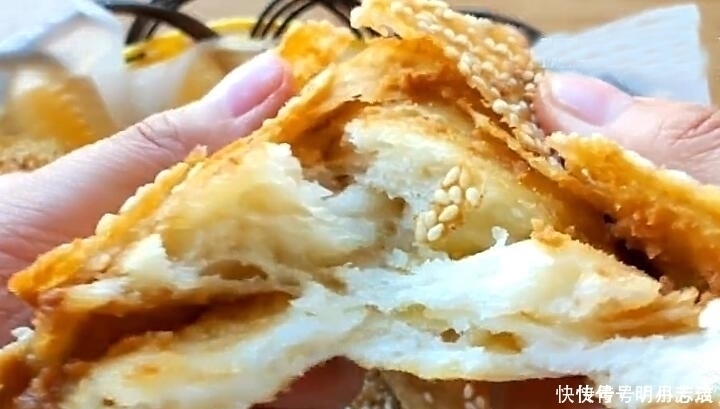 芝麻酱|早餐我家常吃它，香脆不上火，5分钟出锅，两天不吃就馋得慌