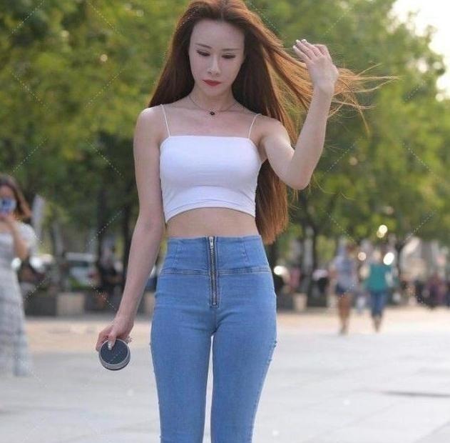 搭配 打底裤既清新又美丽,个性耐看值得借鉴,颜值过人!