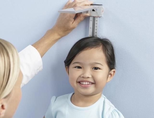 发育|孩子身高比同龄人矮?家长一定要注意这5个行为!