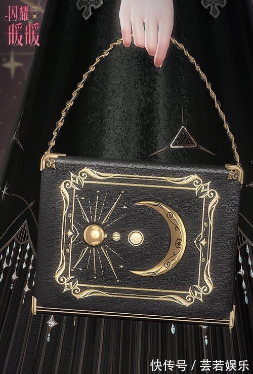 星河|闪耀暖暖:最新套装星河吟咏来袭,风格讨喜,但袜子让人无法接受