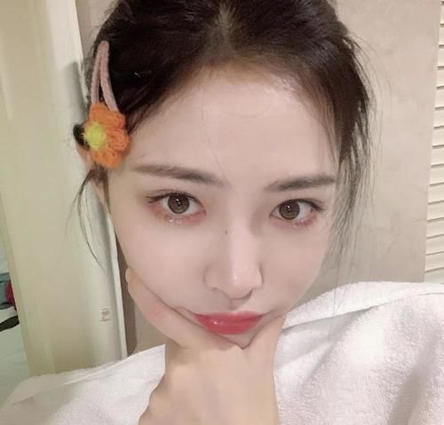 眼睛上有星星？Bling Bling的珠光眼影超级仙气！