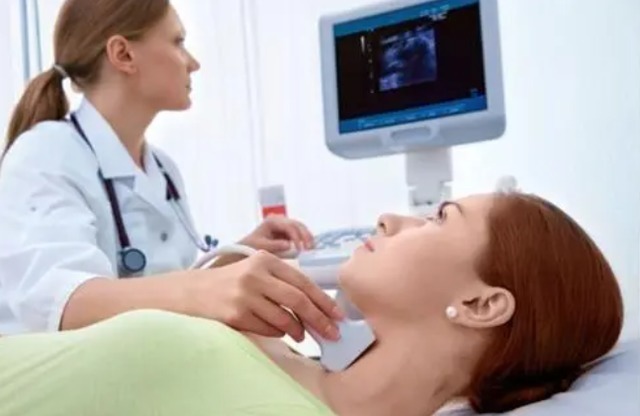 蔬菜|常吃西红柿会伤甲状腺,医生提醒,不想结节滞留,要少碰2种蔬菜