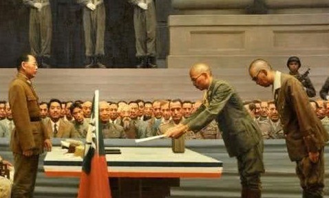 士兵|日本投降后士兵回家,妻子用什么样的方式迎接?士兵:不如战死