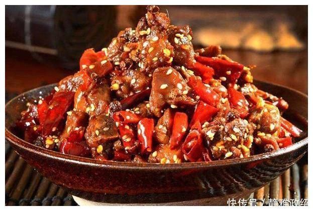 怀孕期间|孕妇生下“兔唇宝宝”，谎称自己孕期吃多了兔肉，被医生无情揭穿