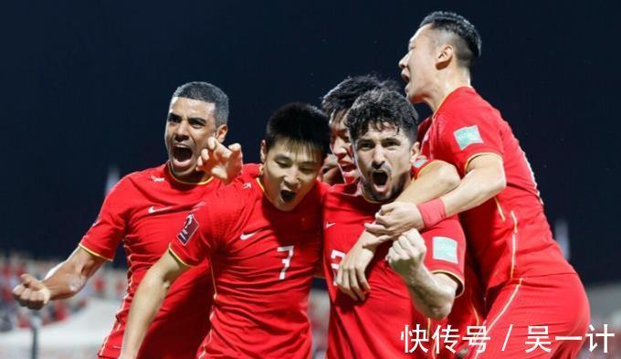 国家队|瞄准2026年世界杯!李霄鹏运筹帷幄,9大U23入选,国足盼冲出亚洲