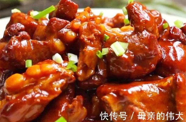 开学|9月开学前孩子打篮球练肌肉为了长高1米8，多吃高钙菜，强筋健骨