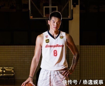 国家体操队|男篮朱芳雨身价千万,出轨后二婚娶富二代,如今前妻令人心疼