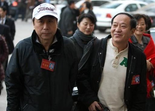 冯巩的“魔咒”,离开的搭档“都得黄”,刘伟的愿望落空