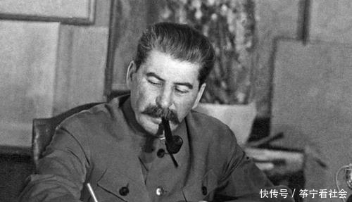 斯大林和|二战时的美苏为何没有把日本分裂成两个国家?