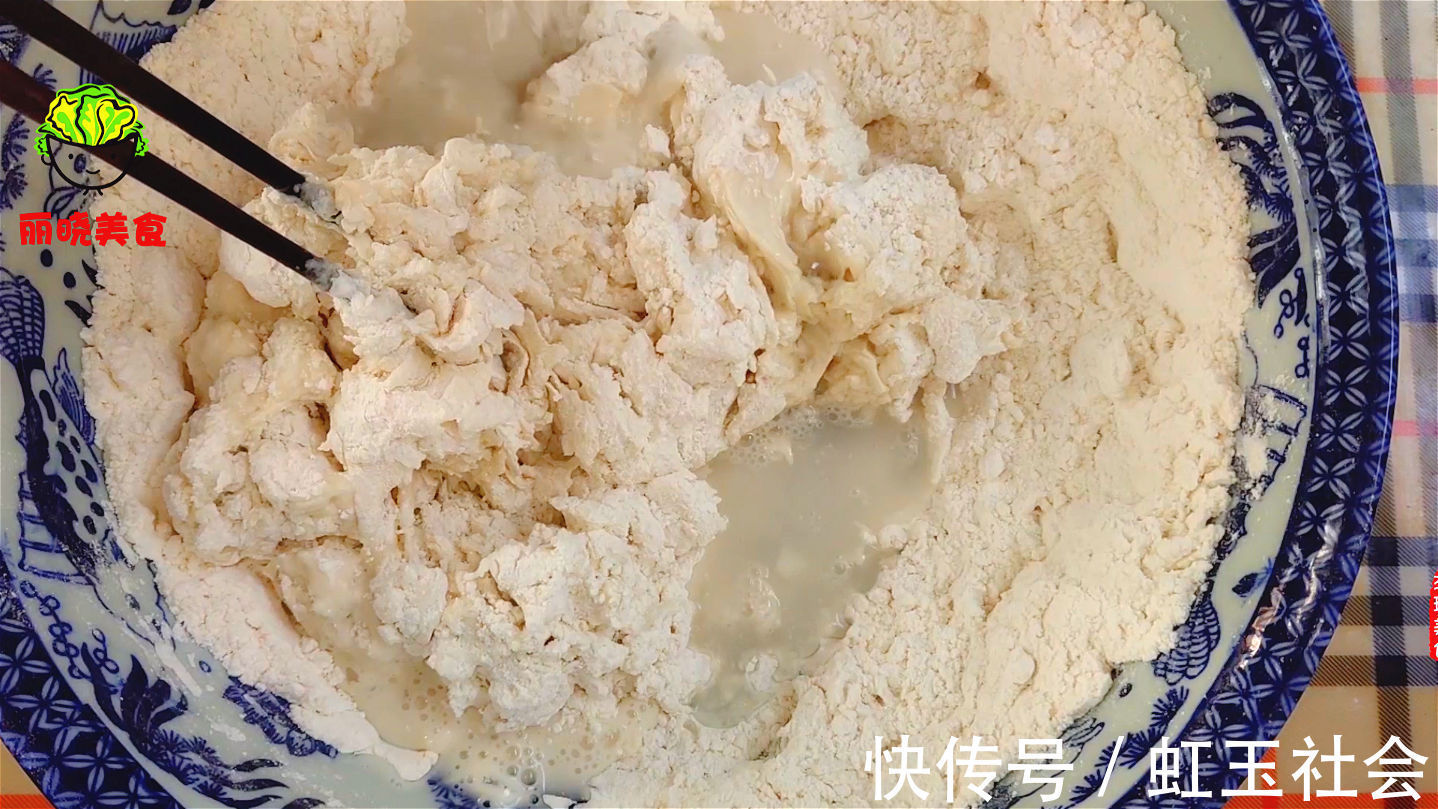 烙饼一定要软,别下手和面,教你凉了也不硬的葱花饼,真的太香了