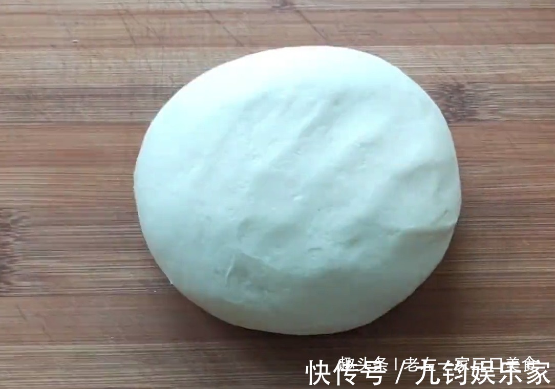 不用发面，一次醒发成型的奶香小馒头做法，一口一个，孩子超喜欢