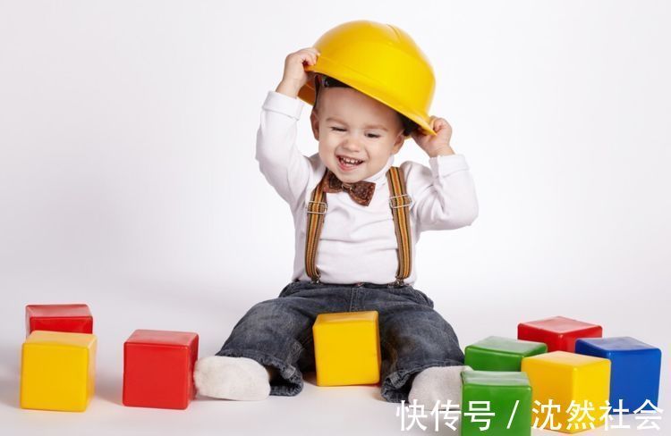 阿尔贝蒂娜|“就玩一次,你让我清静会”:父母的“认怂”只会把孩子越推越远