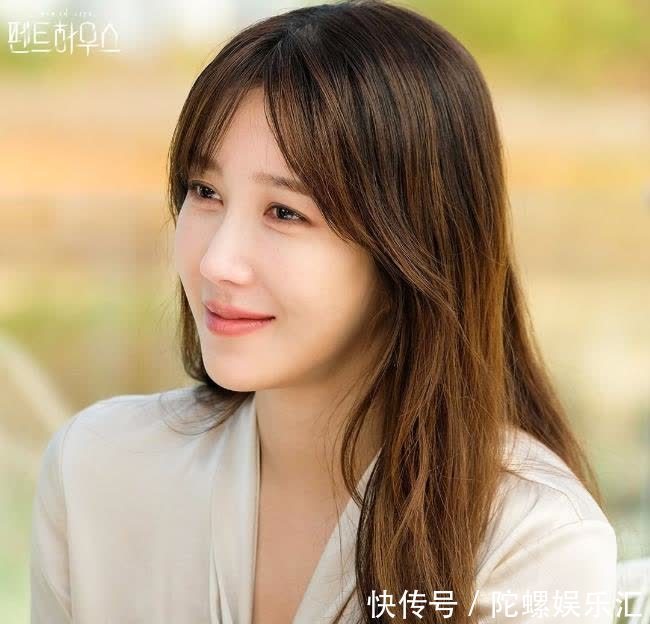 《顶楼》新剧照:吴允熙进周丹泰密室,玛丽获太太团力挺翻身有望