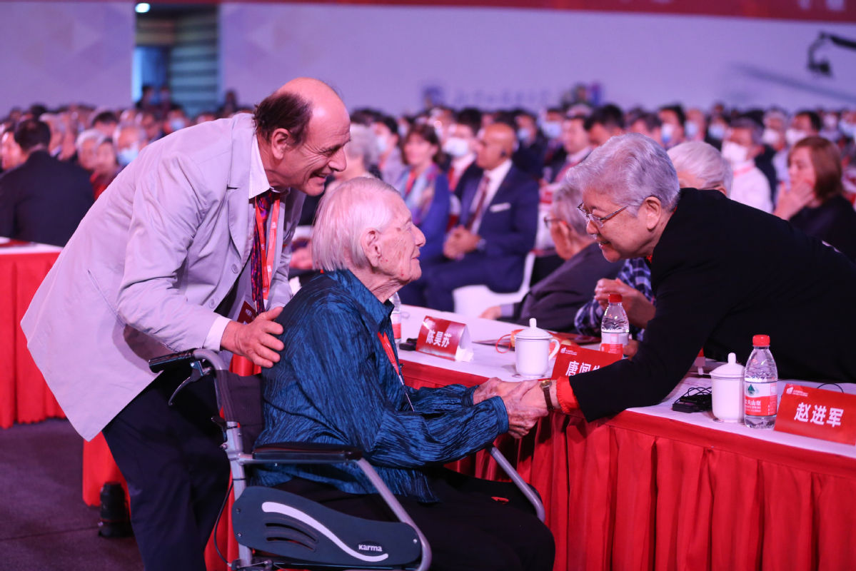 获得者|北京外国语大学举行庆祝建校80周年大会