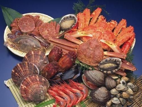 吃什么食物能降尿酸？六种食物不吃，六种食物