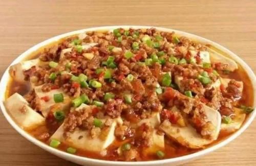 黄青椒|女性不想成黄脸婆，立秋后半个月要学会吃3种食物，排毒养颜