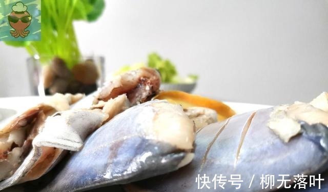 鲳鱼最好吃的做法，香酥咸香，两口子吃完美滋滋！