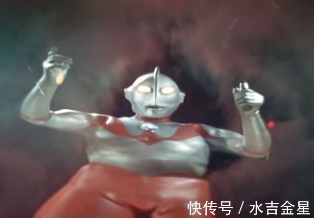 艾克斯|为什么现在的奥特曼都像是被人间体操纵着,小黑屋模式何时结束