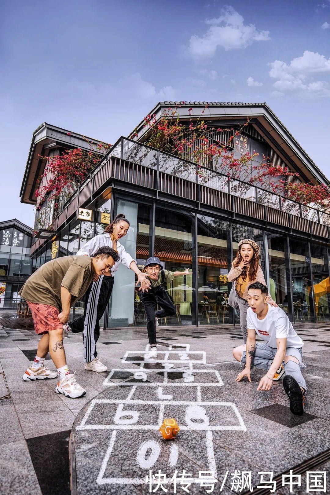 万科|如何创新玩法把社区商业做出彩?