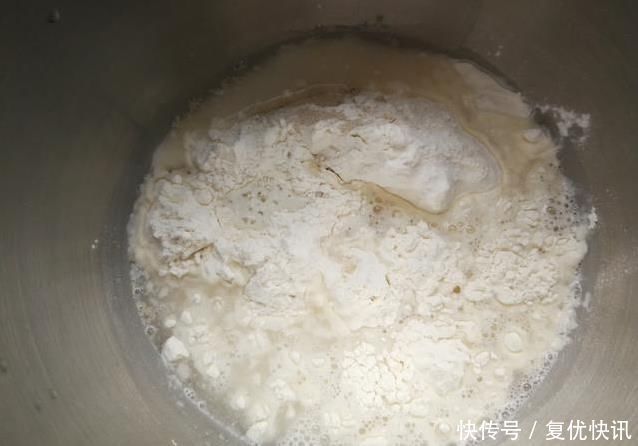 包子|包子喜欢这种馅儿它比纯肉好即使挑剔的孩子也能一次吃三个