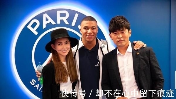 周游记|周杰伦巴黎看球晒出与姆巴佩、内马尔合照