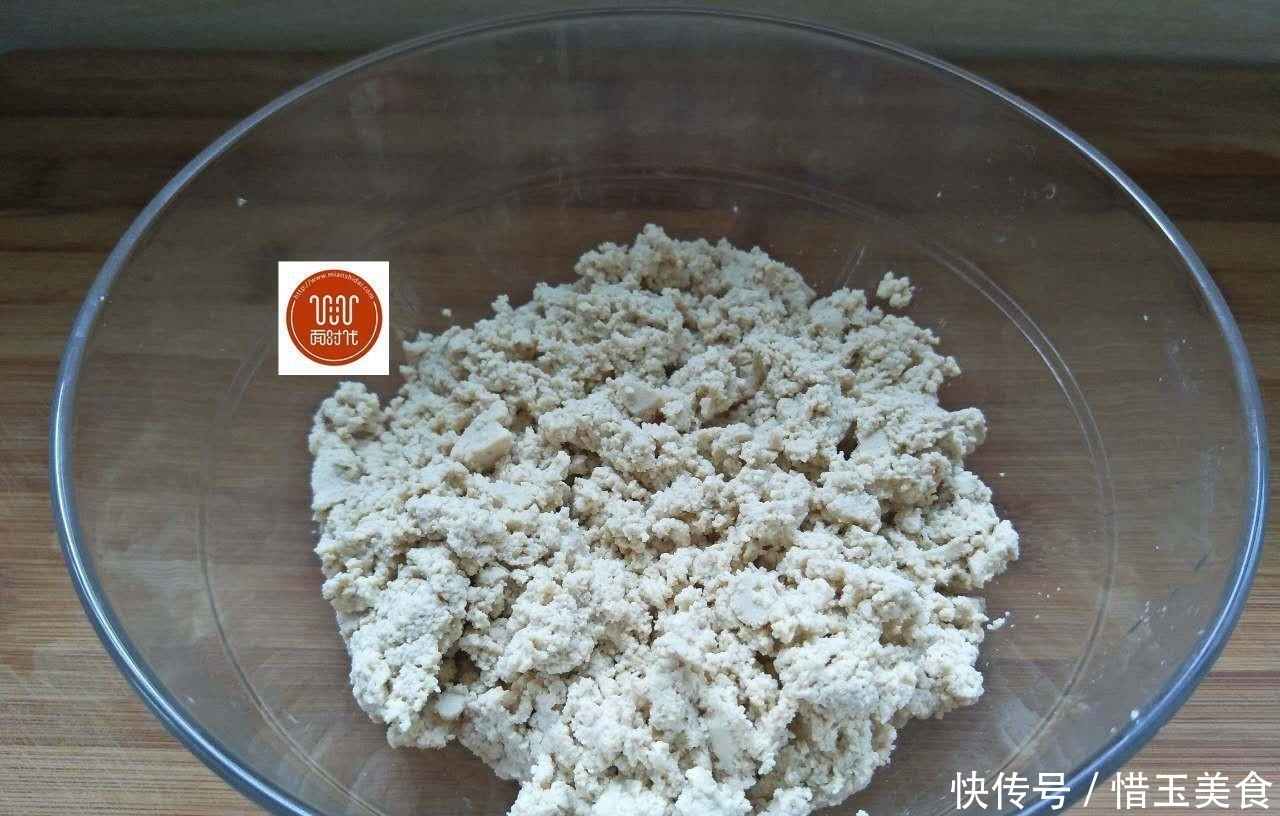 我炸的豆腐丸子香又嫩,怎么吃都不腻,边炸边吃,端上桌都快没了