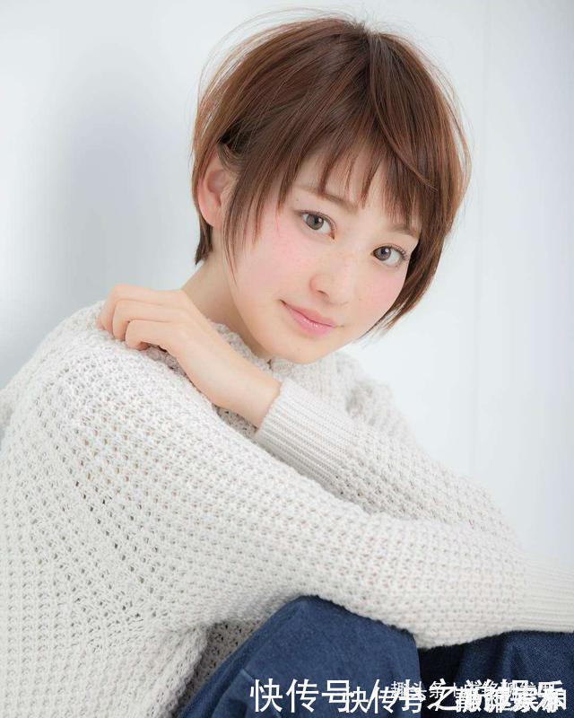 瘦脸 圆脸女生剪短发要记住这三点,按这八款发型设计,减龄瘦脸更时尚