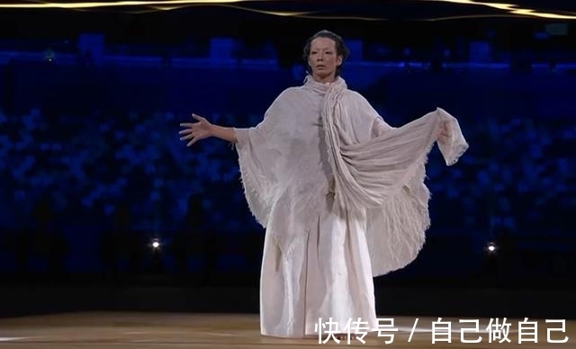 开幕式|东京奥运会开幕式:表演引吐槽,米希亚献唱,中国代表团登场太燃