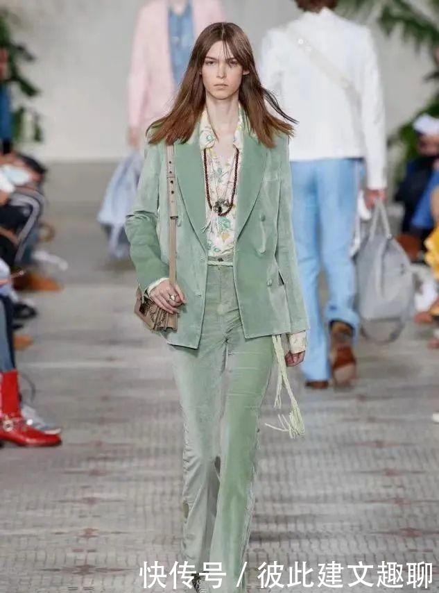 时髦|适合冬天穿的4条长裤!时髦又好看,还很显腿长