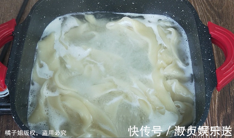 剂子|我家面条从来不买，教你秘制做法，筋道爽滑，1.5元面粉做一锅