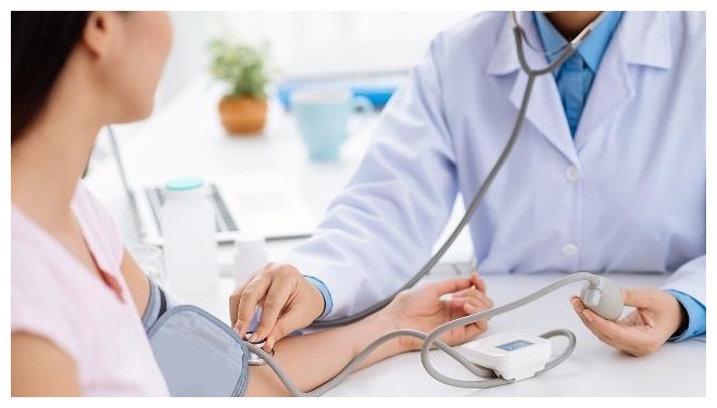 早上起床|降压药不该早上吃专家说出正确的服药时间,或许你该了解一下