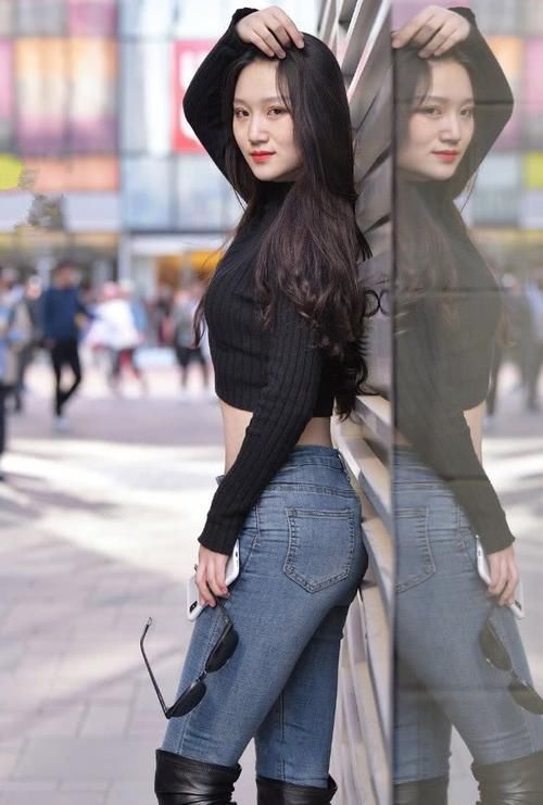 小蛮腰|美女穿剪一刀毛衣,时尚高级又新潮,穿出个性魅力