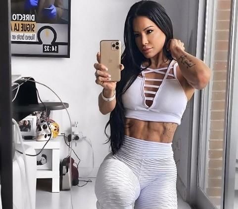 健美小姐|穷孩子早当家,最后成为了健美小姐,她的方法值得学习