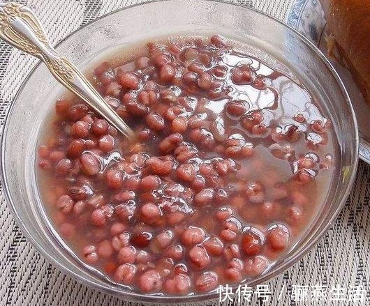 香芋丸子|天热,少吃西瓜多吃它,煮一煮放冰箱冷冻起来,随时吃随时取!