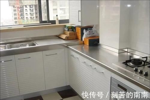 橱柜|厨房台面不能选这种,用不到3年就裂了,后悔死了!