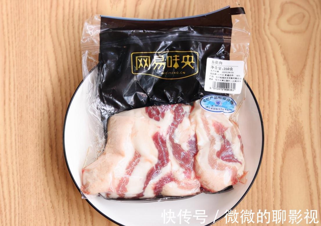 盖浇饭、拌饭,都不如这一碗有肉有菜的焖饭,好吃到停不下来