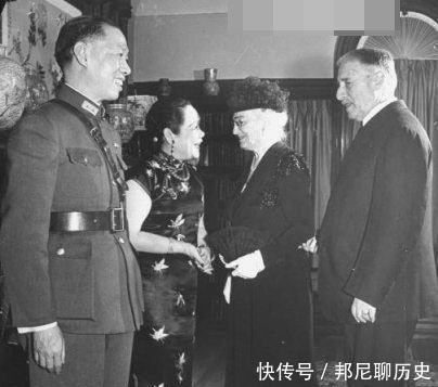 传奇女豪杰以玫瑰为枪,快意恩仇的时光成为一代才女