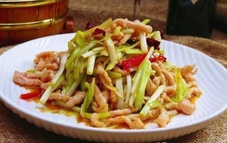 朝天椒|菜式简单却美味的家常菜，营养又开胃，孩子家人都喜欢特下饭