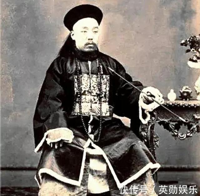 美婷!清代一桩奇案,祠堂连发命案,十九男身死,县令洒泪问斩三姐妹