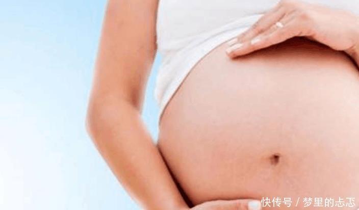 怀孕|有的妈妈怀孕时肚子显得很大, 有的却不显怀, 大部分是这4个原因！