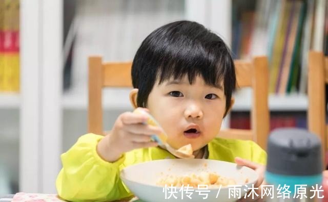食物|这种食物吃一次7天不消化,很多家长还给孩子吃,难怪孩子不长个