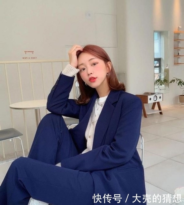 外套不要太多,有这“2款”就够了!洋气显瘦,时髦女生都在穿