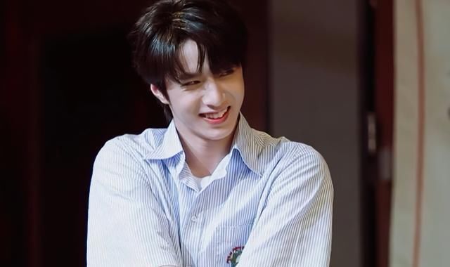 刘耀文|宋亚轩不再遮遮掩掩，对刘耀文做这一举动，粉丝孩子名字都想好了