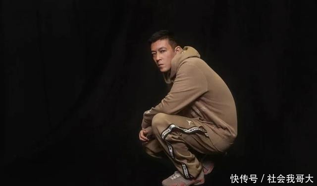 只有 Supreme 才敢联名的鞋款，能否成为 Air Max 的新热点