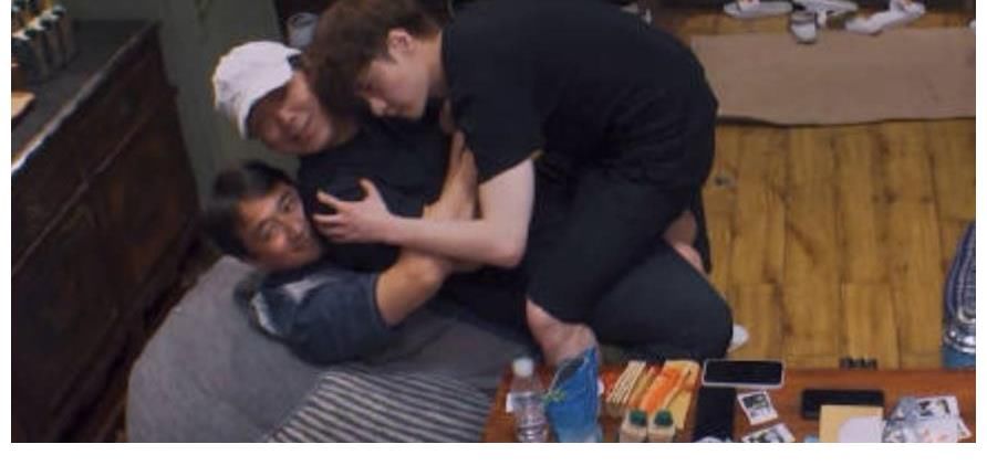 張藝興|黃渤作客《向往的生活》，與黃磊張藝興同框，雞條兄弟上演回憶殺