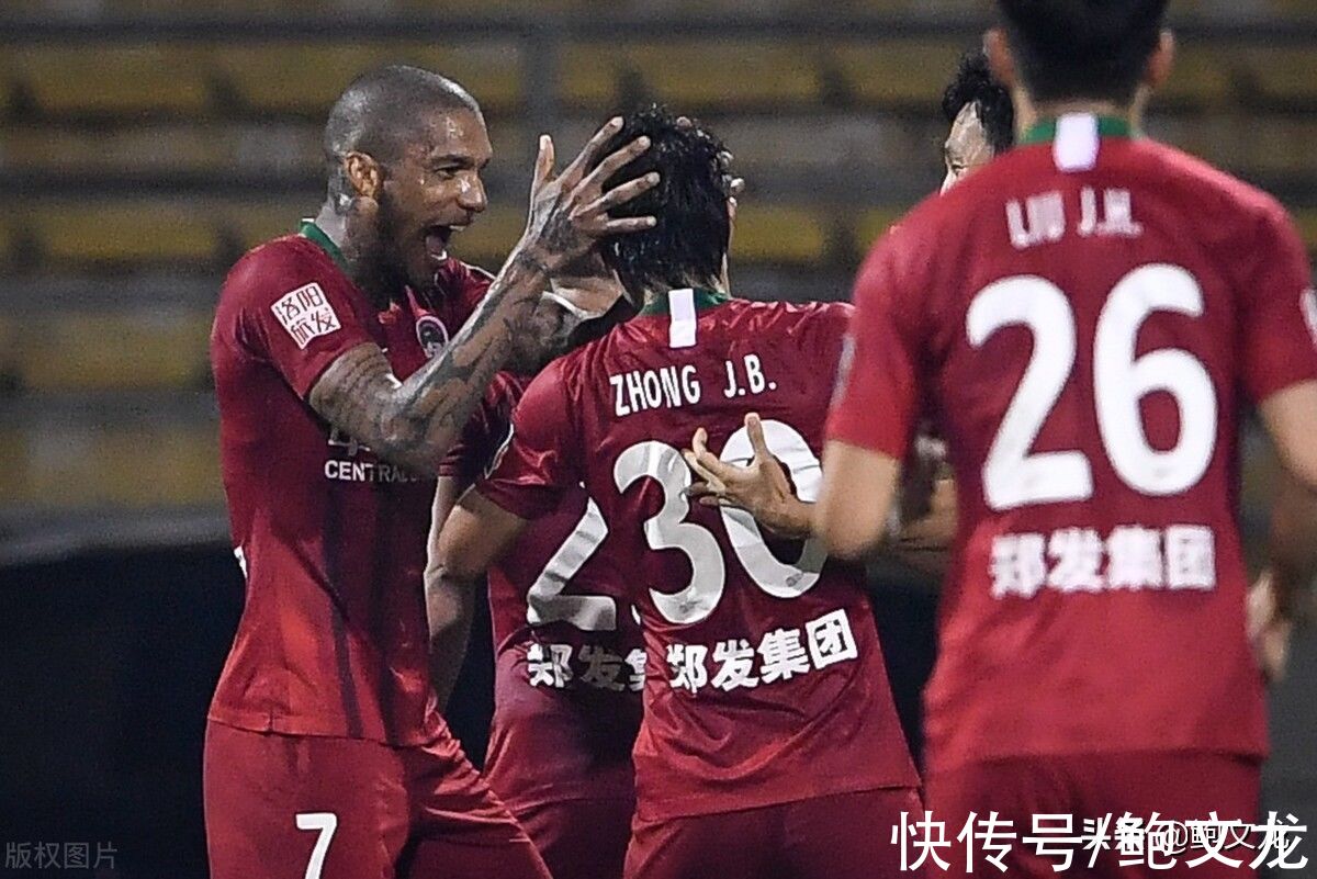 黄希扬|足协杯-卡兰加破门钟晋宝建功 河南2比0淘汰重庆进8强